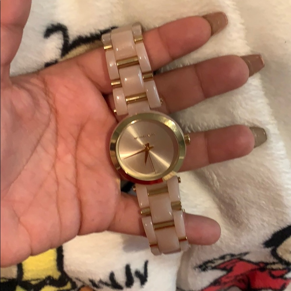 Michael kor watch